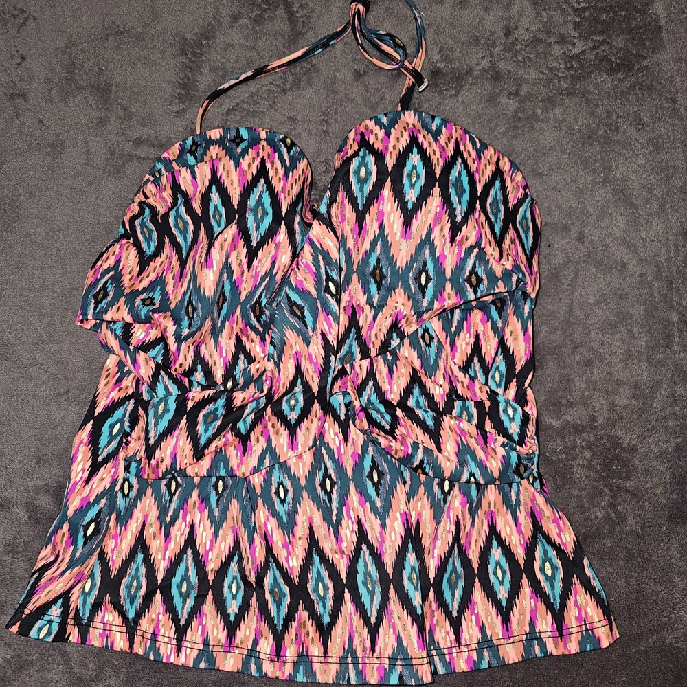 Colorful Strapless Top